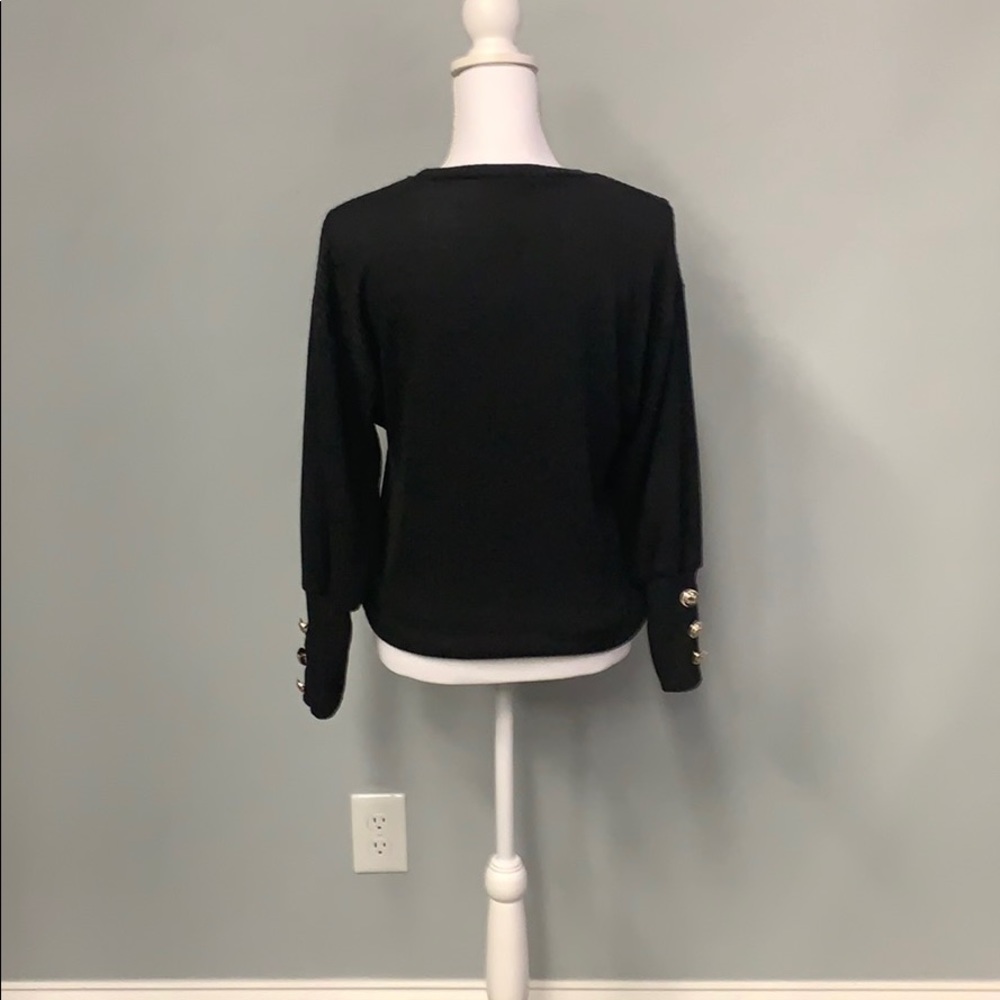 Sweater - Picture 4 of 4